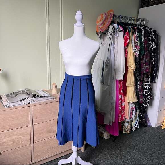 Blue & Black Stripe Column Skirt Midi Knee-Length Modest Sweater Stretch Skirt S - Picture 5 of 12